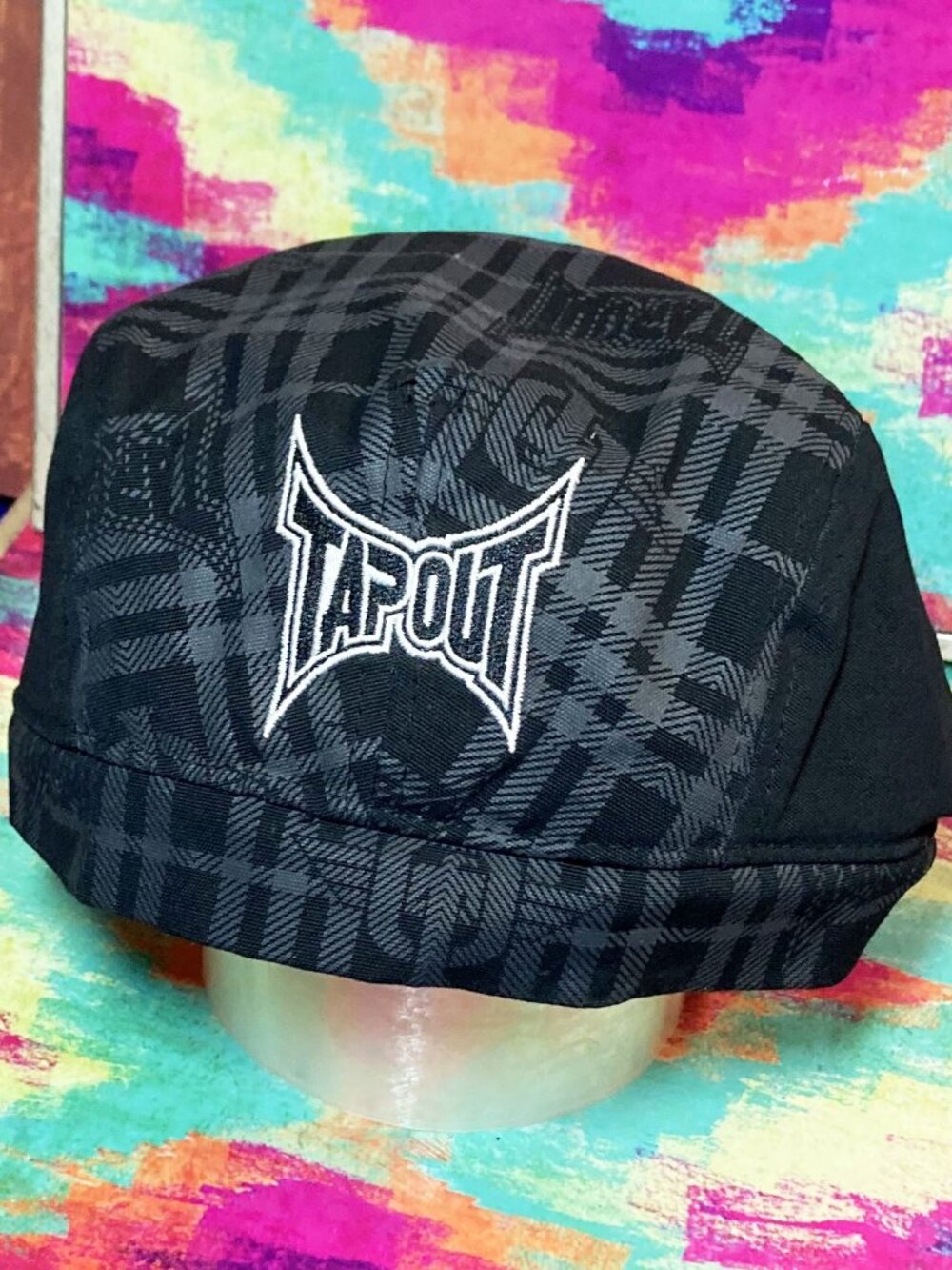MEN'S VINTAGE Y2K TAPOUT FLAT CAP  HAT (CABBIE , NEWSBOY , CHEESECUTTER)